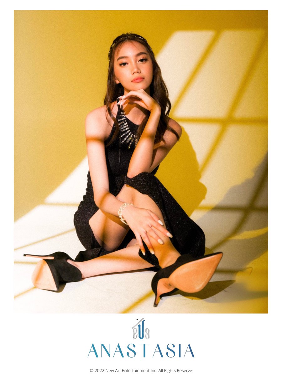 daizee_official's tweet photo. PROFILE RELEASE : ANASTASIA

01.28.2000

Main Vocalist, Visual

#eVe #weareEVE #ANASTASIA https://t.co/FGH4vwkZl4