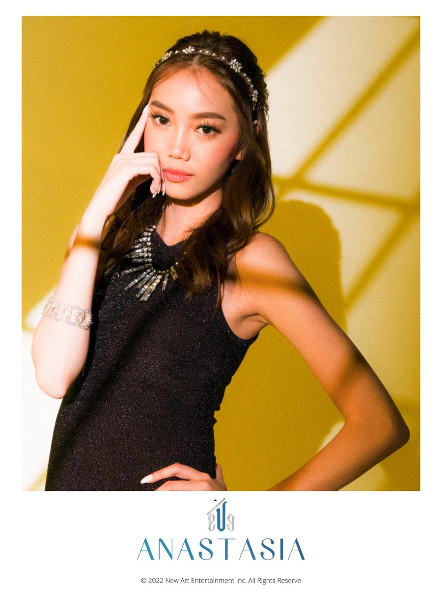 daizee_official's tweet photo. PROFILE RELEASE : ANASTASIA

01.28.2000

Main Vocalist, Visual

#eVe #weareEVE #ANASTASIA https://t.co/FGH4vwkZl4