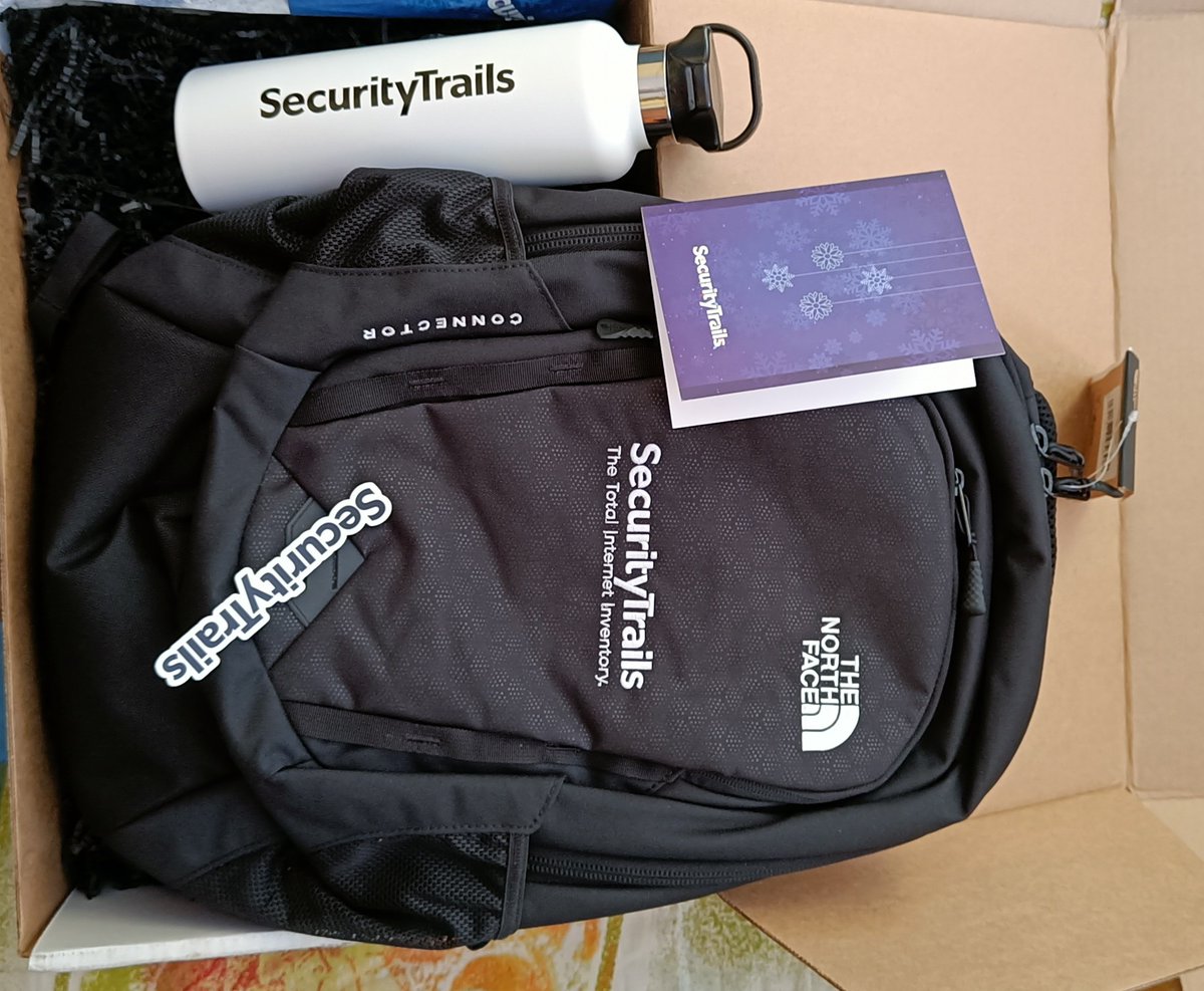 aarnav_rahul's tweet photo. Thank you so much @securitytrails for this amazing swag pack and gifts.
The Hoodie is going to rock this winter ❄️
.
#security #securitytrails #swag #swagpack #happywinters #reconmaster https://t.co/gTCJe0l7px