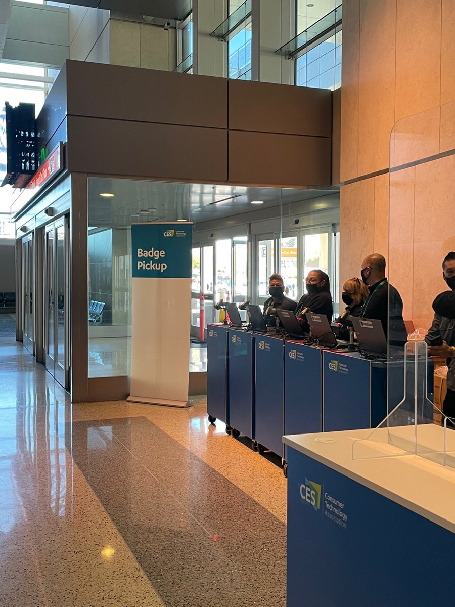 TEIXON2's tweet photo. We have safely arrived in Vegas. 
and got a badge!!!! 

Can't wait to showcase our service to you!

@CES @Vegas @TEIXON2 
#exhibition #CES #Tech #IT #software #fieldmanagement #onsite #Korea https://t.co/F9VzBwuC4d
