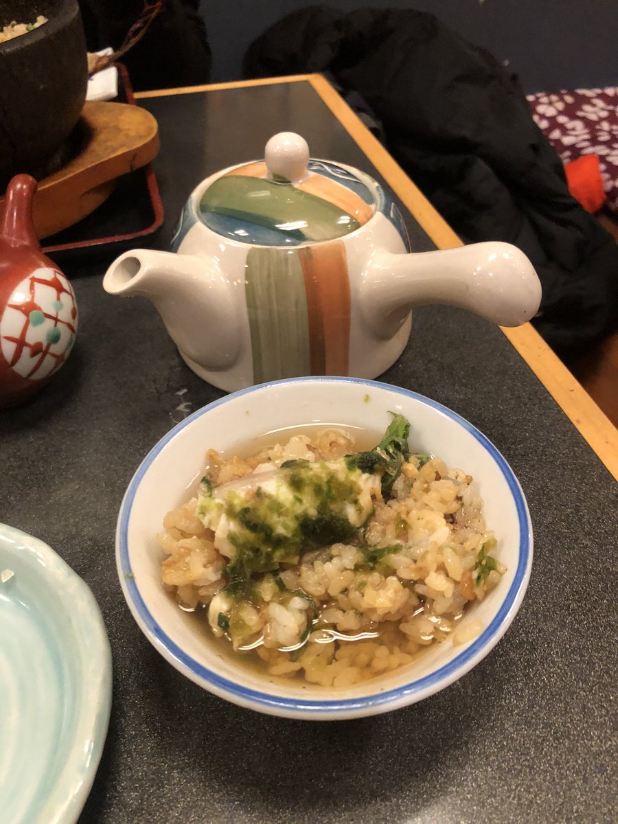 kameseitai's tweet photo. 浅草に行って、

「なに食べる」って、
聞かれたら迷わず　

『越後屋で石焼き鯛飯！』

と答えます🤣

半分食べたら、
あとは出汁をかけて食べます🤣

一度でニ度美味しい👍

#日本料理越後屋
#浅草
#石焼鯛飯 https://t.co/QAKfolvGrS