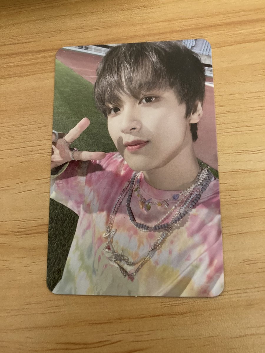 ode2Iove's tweet photo. wtt | ph only! 

have: haechan hello ver
want: jeno equivalent

i dont wanna sell because it's such a hassle but if i really cant find one, i'll resort to it soon.

pls help rt! 🥺🥺 https://t.co/FRhZt2O4t7