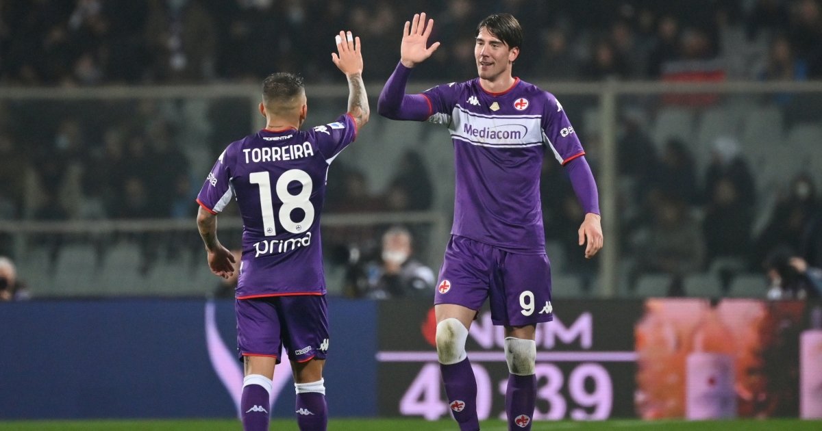 APresserV2's tweet photo. Arsenal have offered €55m + Lucas Torreira (€15m) for Dusan Vlahovic. Fiorentina are considering the offer. (@Gazzetta_it) #afc https://t.co/rpGLAjgq93