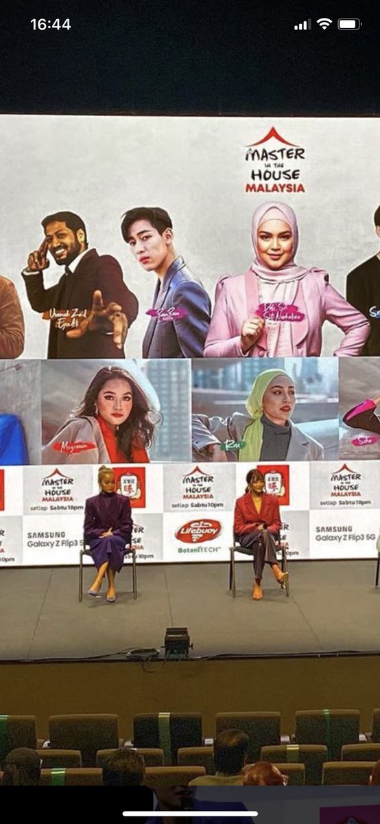 seunieeskies's tweet photo. Wait a min.. master in the house malaysia???? @BamBam1A MIND TO EXPLAIN? PLSSS 😩😩😩😩😩😩😩😩😩😩😩😩😩 https://t.co/fDG6nmV72O