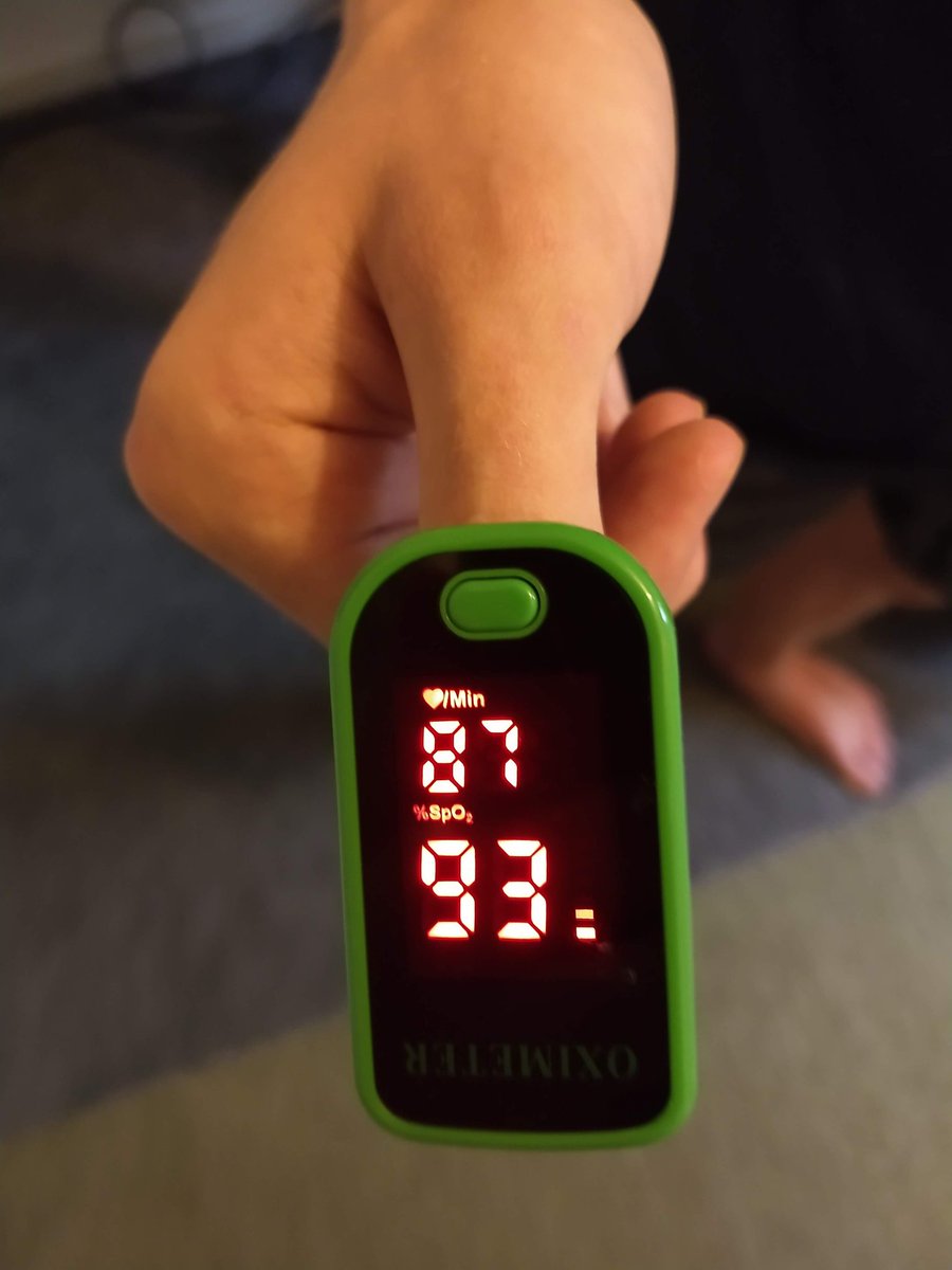 LindaJOConnor's tweet photo. My 18 year old has Hypoplastic Right Heart Syndrome. It is normal for his oxygen saturation to sit between 88-93%. Watching the growing covid #s in Vic is making me incredibly anxious for his welfare. The 'let it rip' brigade can go get f****d.
#auspol
#UnderlyingHealthCondition https://t.co/4uet9FICxx