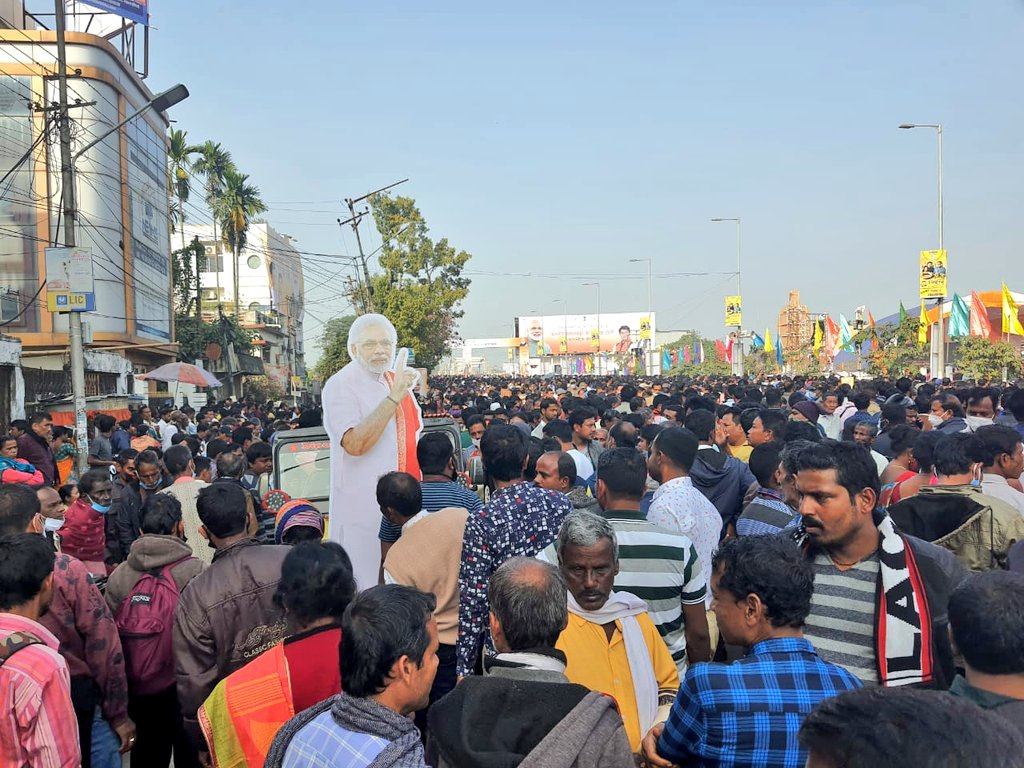 BjpBiplab's tweet photo. A confluence of enthusiasm, happiness and faith can be witnessed at the Swami Vivekananda Maidan Agartala where Hon'ble Prime Minister Shri @narendramodi Ji will be reaching shortly and will be addressing the public.
#TripuraWelcomesModiJi https://t.co/d6Y88D9H5W