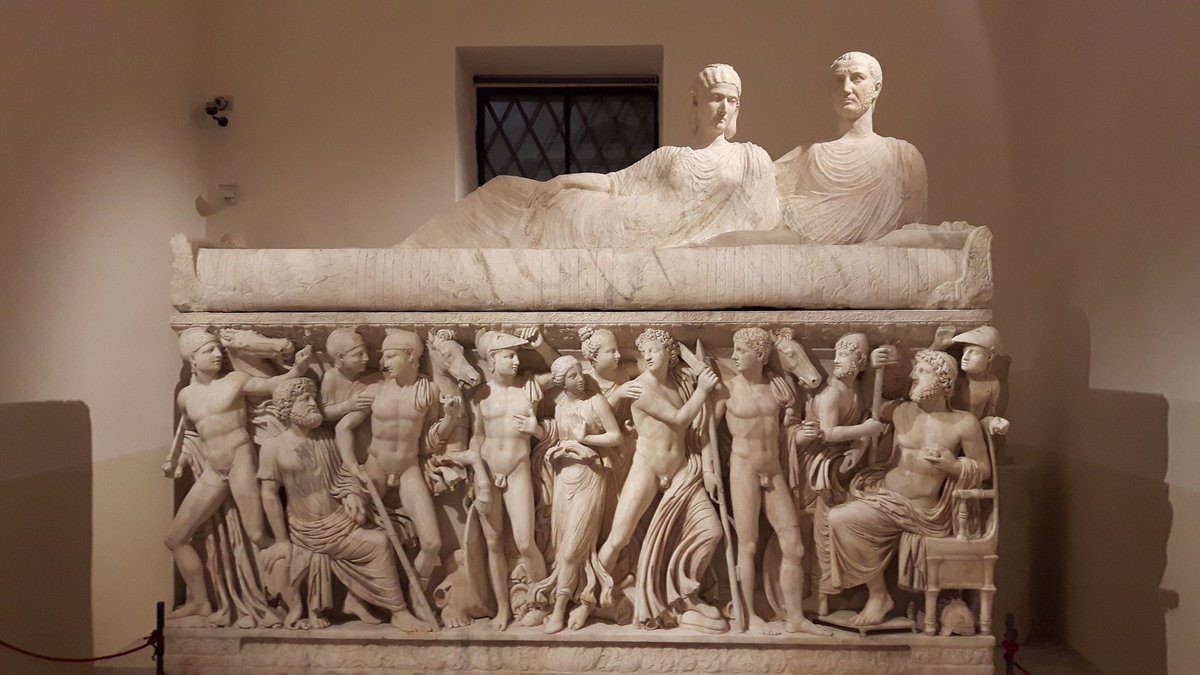 JPaul33267538's tweet photo. Per #Approfondire Ho integrato il post sul Mausoleo di Monte del Grano con materiale da Facebook e Youtube riguardante il cosiddetto Sarcofago di Alessandro Severo e Giulia Mamea. Buona lettura 🧐😀https://t.co/4aks9yMDa9 https://t.co/V4dhTI6tIR