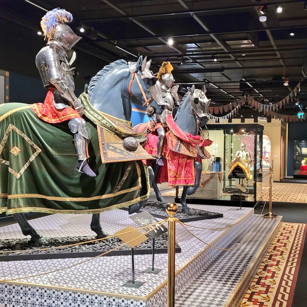 Vuosi 2021 oli kulttuurikohteille haastava mutta museot osoittivat merkityksensä. #Vapriikki näyttelyissä vieraili 122 329 kävijää 8 avoinnaolokuukauden aikana, rikoimme ennätyksiä kesällä ja syyslomalla! Ritarit-näyttely kiinnosti 105 000 museokävijää.
vapriikki.fi/koronavuosi-ka…