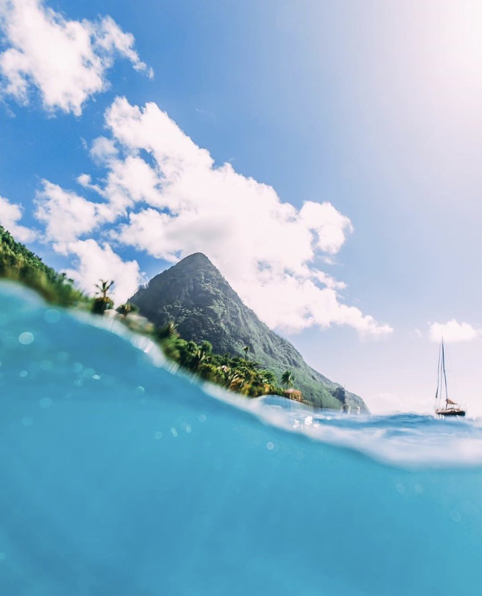 holsakb's tweet photo. Smell the sea, feel the sky 🌊@SaintLuciaUK @GoPro @GoProUK #goprohero1 #photography #stlucia #Travel https://t.co/tpk4vCv5Xs