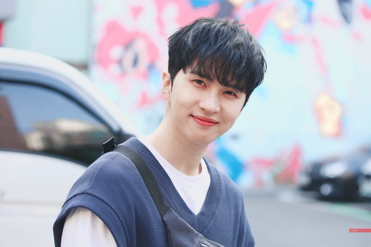 delnaz_am92's tweet photo. Welcome back dear  @jaehwany0406 
♥︎
#흰눈처럼_돌아온_재환이
♥︎
 #WelcomeJaehwan https://t.co/qPp4RYlcDY