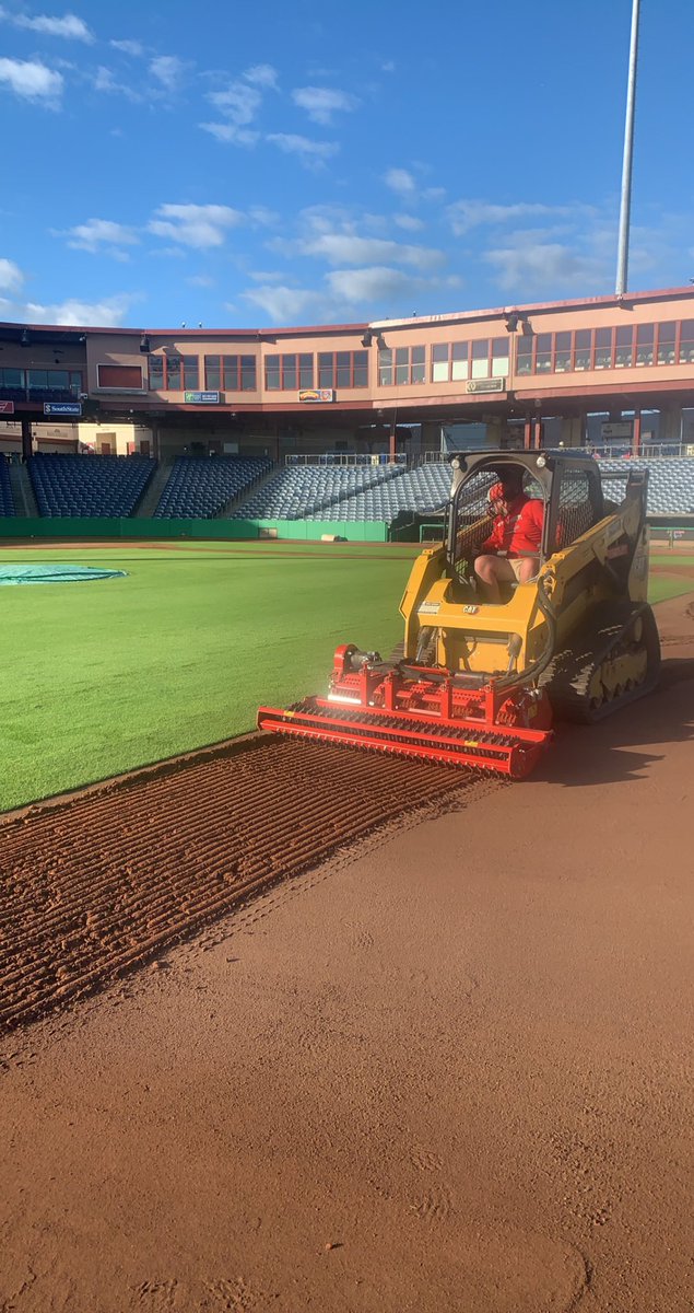 Steve Trosen (@trodirt) on Twitter photo Florida tour continues, 25 tons <a href="/DuraEdge/">DuraEdge Products</a> pro + <a href="/jason_jacobs11/">Jason Jacobs</a> leading the till = exceptional playing surface. <a href="/Homefield_/">Homefield</a> Florida tour continues, 25 tons <a href="/DuraEdge/">DuraEdge Products</a> pro + <a href="/jason_jacobs11/">Jason Jacobs</a> leading the till = exceptional playing surface. <a href="/Homefield_/">Homefield</a>
