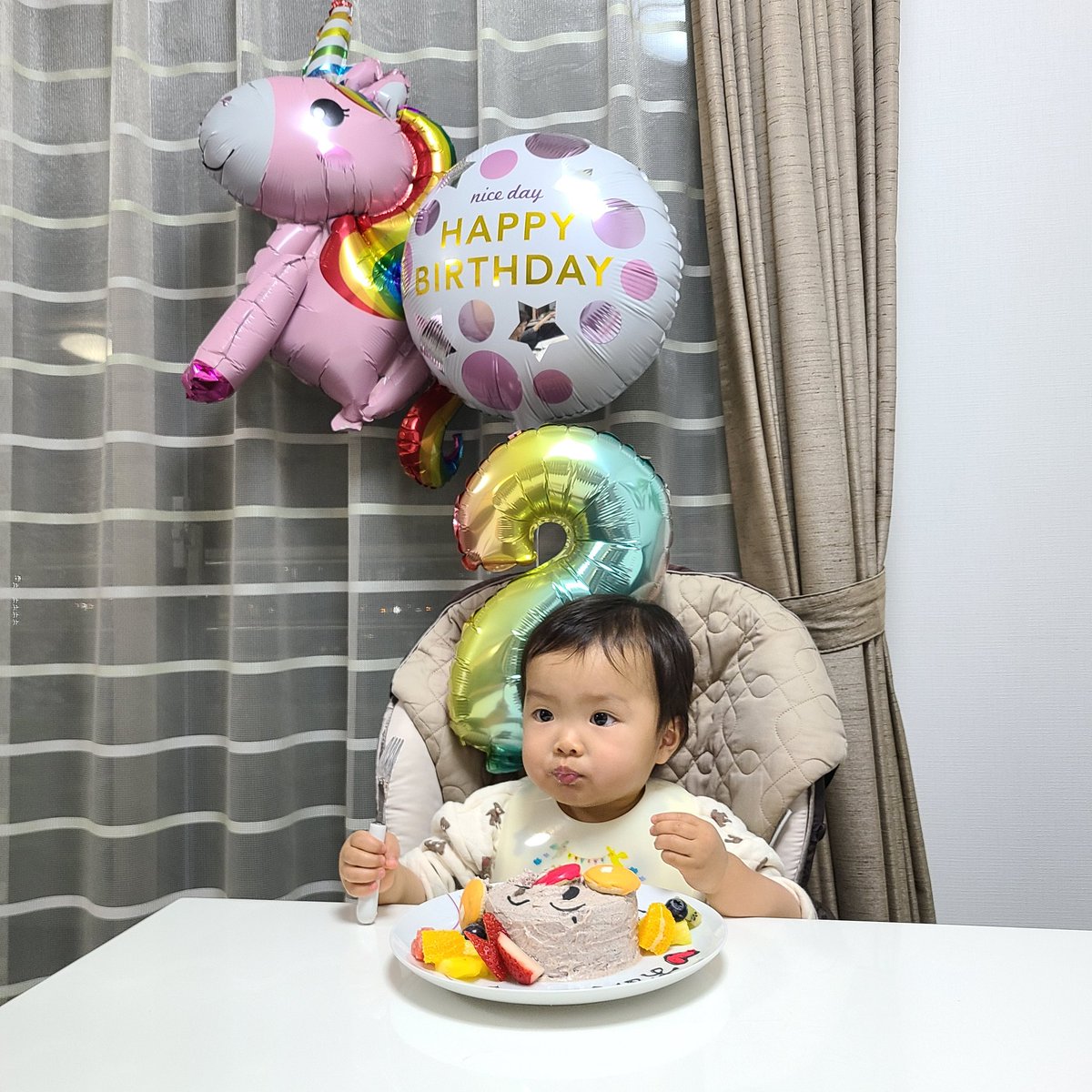 masak317's tweet photo. Twitter久しぶり😊　子供も2歳になってイヤイヤ期もあり大変だけど楽しくやっております。目パッチリで笑顔がめちゃ可愛いくてデレデレです😍　仕事も順調で忙しい中、4月からずっと筋トレ続けてて結構引き締まってきました😤　いろいろと大変だけど何とか頑張ってやってます　
#子供　#筋トレ https://t.co/tIWTU99T01