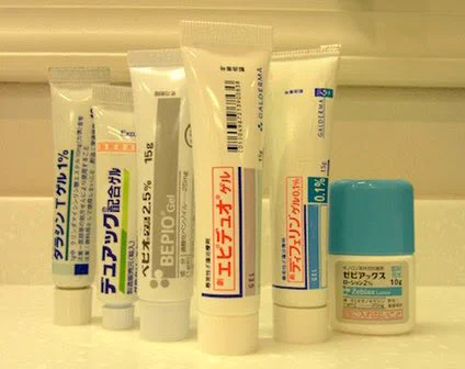 ニキビにお困り？そんな時はこの薬たちを試してみて！