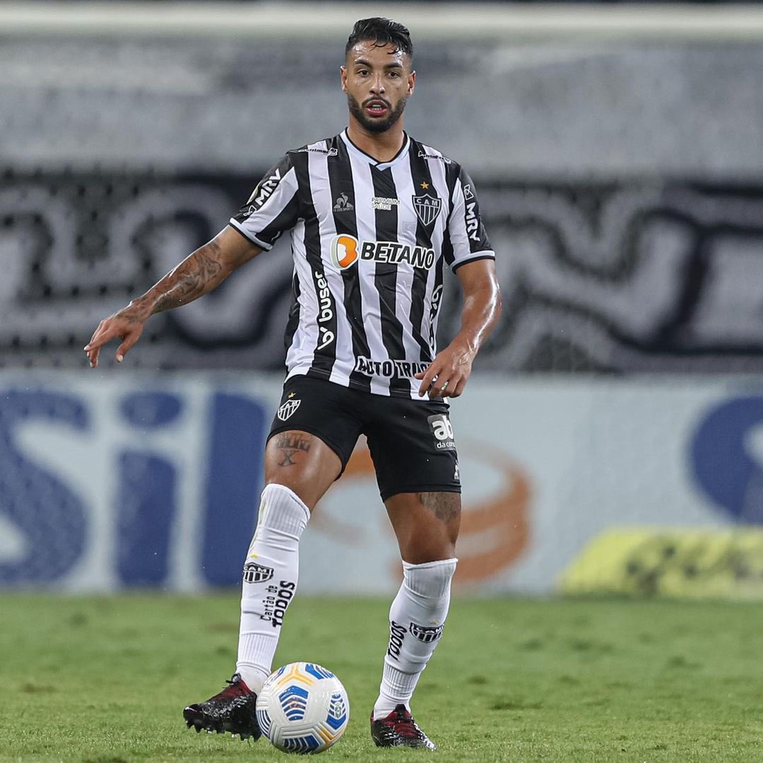 Игроки фк коритиба. Juventude rs. Жувентуде рс. Juventude rs kjujnbg. Шапекоэнсе эмблема.