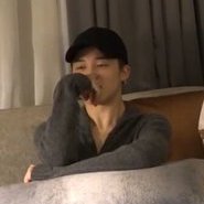 REMEMBER WHEN YOONGI AND SEOKJIN WERE ARGUING ABOUT THE KITCHEN SCISSORS AND THE WAY NAMJOON AND JIMIN REACTED LIKE