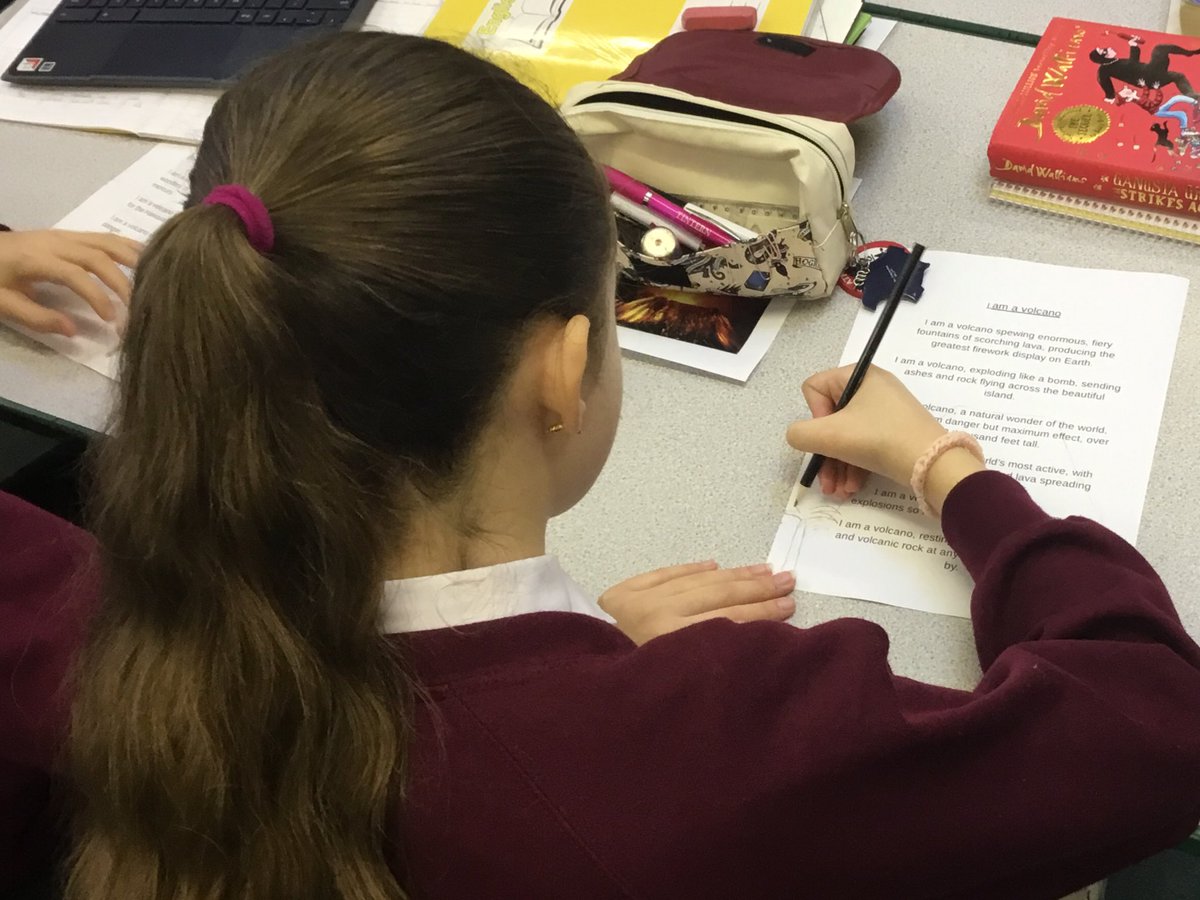 APA_Horowitz's tweet photo. It's Extreme Earth launch day! Year 6 have been writing some brilliant descriptive poetry on volcanoes this morning. #OneAET #AETAcademies https://t.co/PUf3CMcq5F