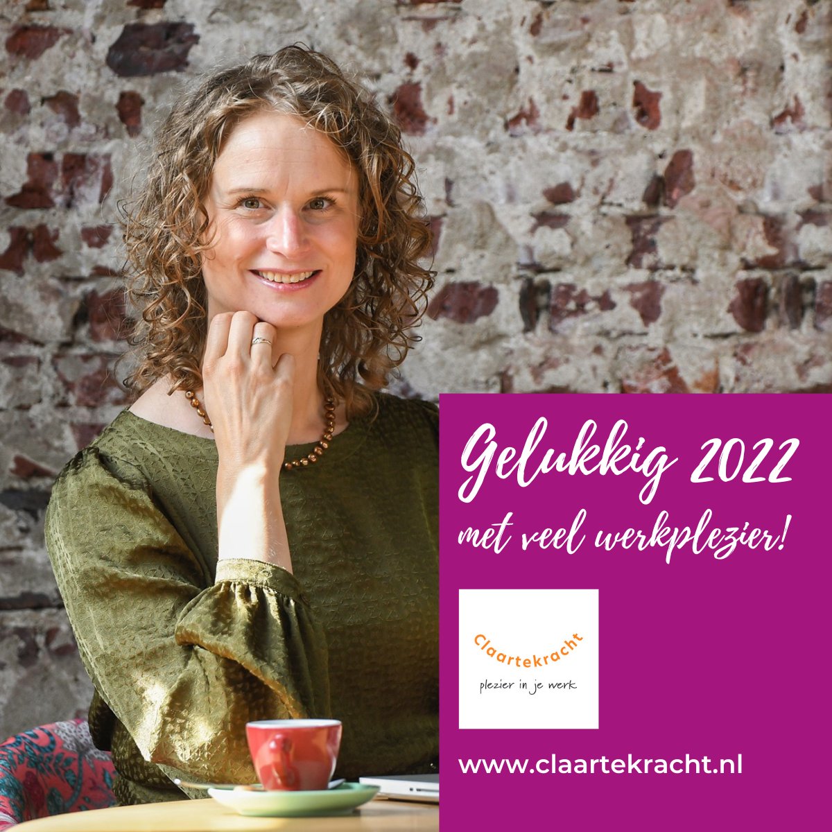 Gelukkig 2022 met veel werkplezier! Ervaar je (nog) geen werkplezier? Check: claartekracht.nl om te kijken wat ik voor je kan doen! #loopbaancoaching