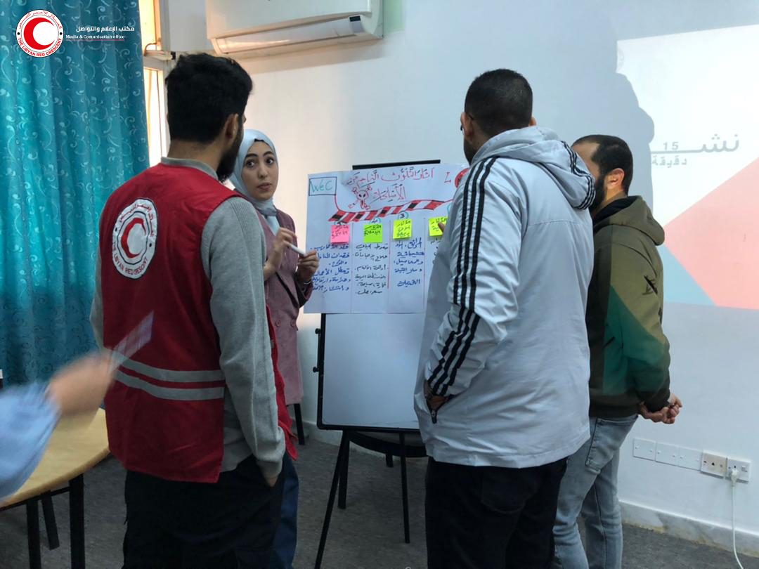 BenghaziLrc's tweet photo. نظم مكتب مخلفات الحروب بجمعية الهلال الأحمر الليبي بنغازي و بالتعاون مع اللجنة الدولية ورشة عمل استهدفت متطوعي و موظفي الفرع تحت عنوان سلامة و أمن الموظفين و المتطوعين من التلوث الناجم عن الأسلحة و المخلفات الحربية 
و يذكر أن ورش العمل مستمرة طيلة شهر يناير  للمتطوعين والموظفين https://t.co/qwgB4nMG9d