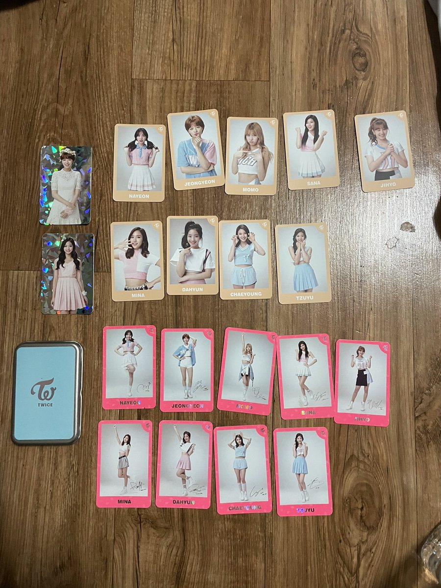 트와이스 굿즈 정리계 tweet media