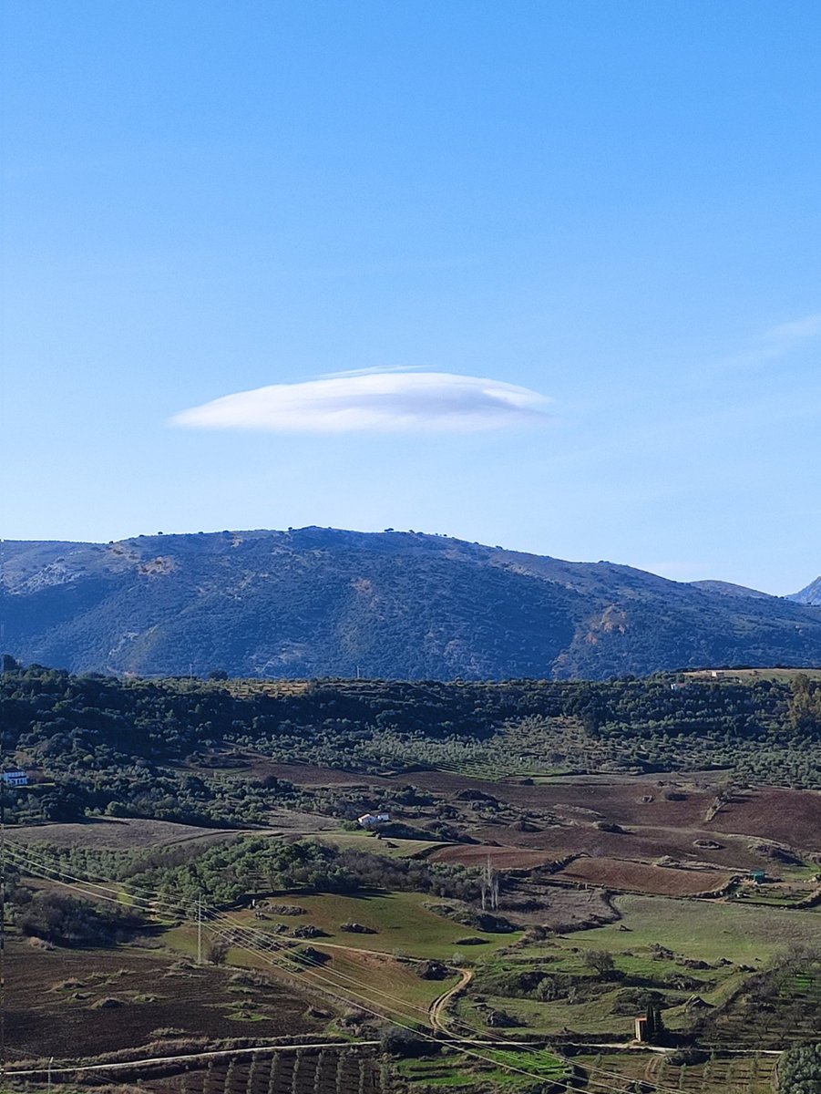 Nitrito3's tweet photo. @AEMET_Andalucia @AEMET_Esp https://t.co/7LAEwzeLaI