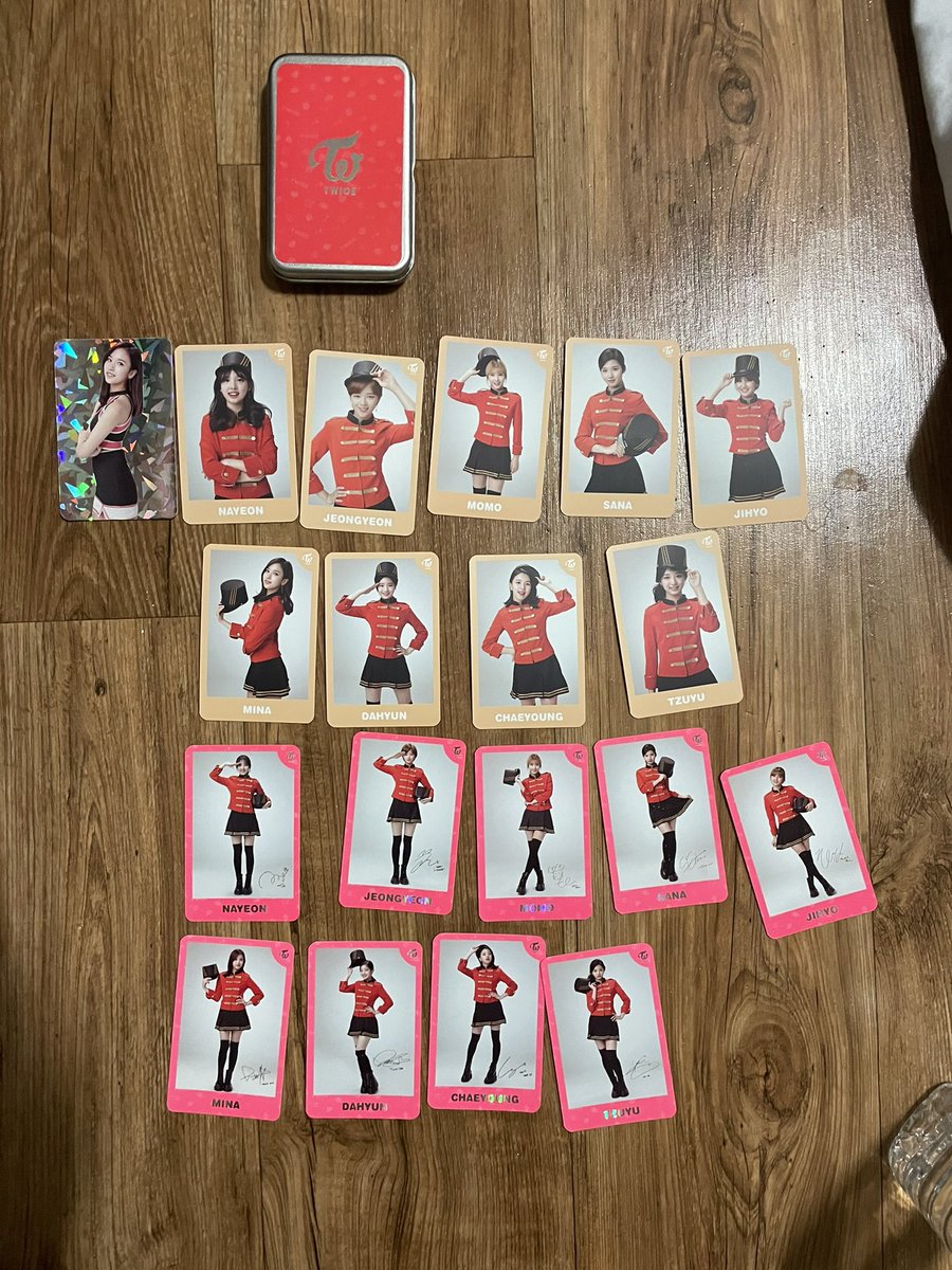 트와이스 굿즈 정리계 tweet media