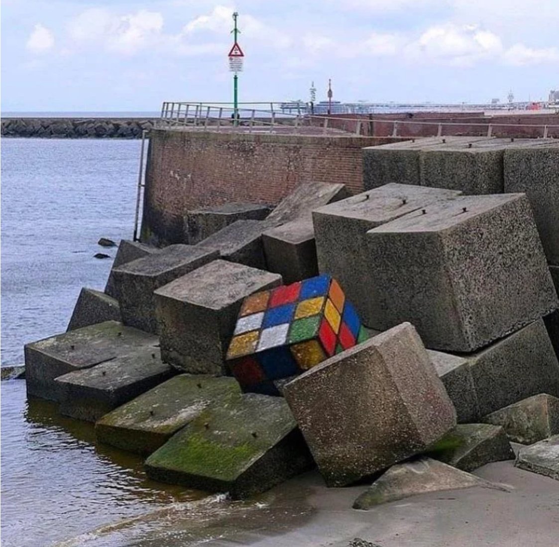 Eroded Rubik’s Cube in the Netherlands #art #streetart #graffiti More: wp.me/p1bmGw-5Xa