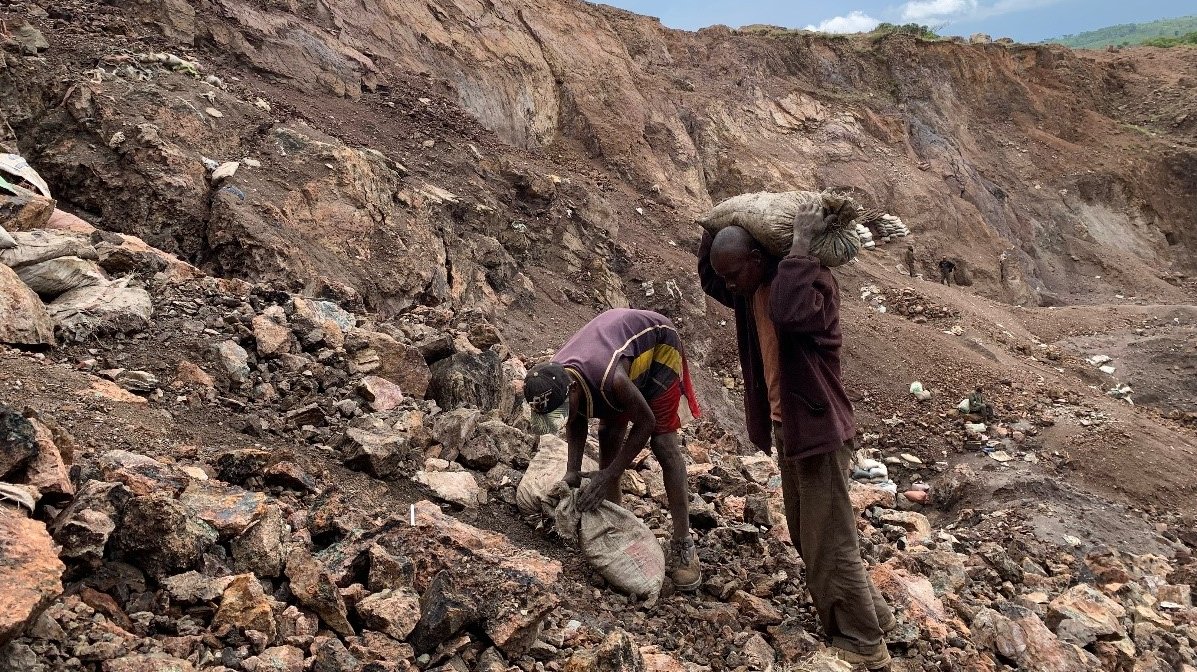 Artisanal miners working in the Lualaba province, Democratic Republic of Congo.