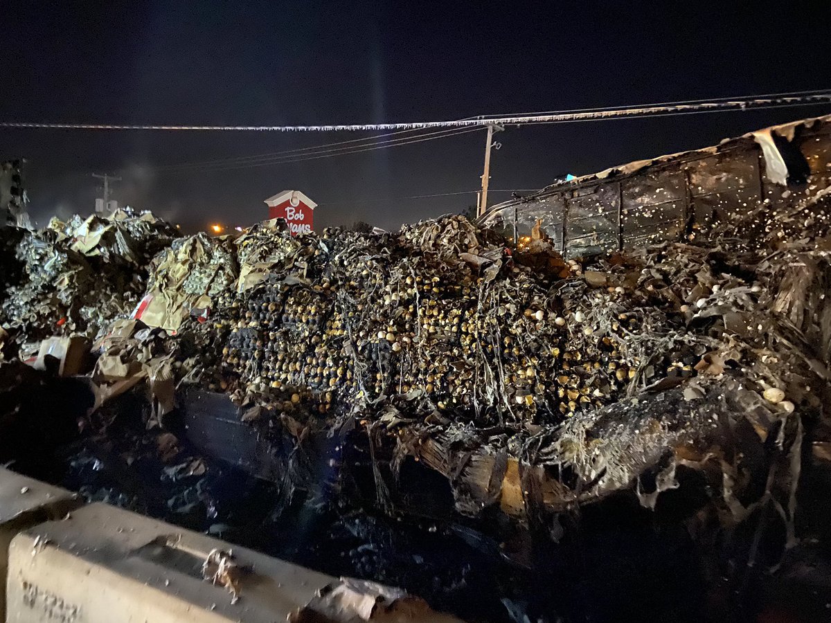 ODOT_EastCenOH's tweet image. Clean-up will continue through the morning commute. This is why 👇🏼