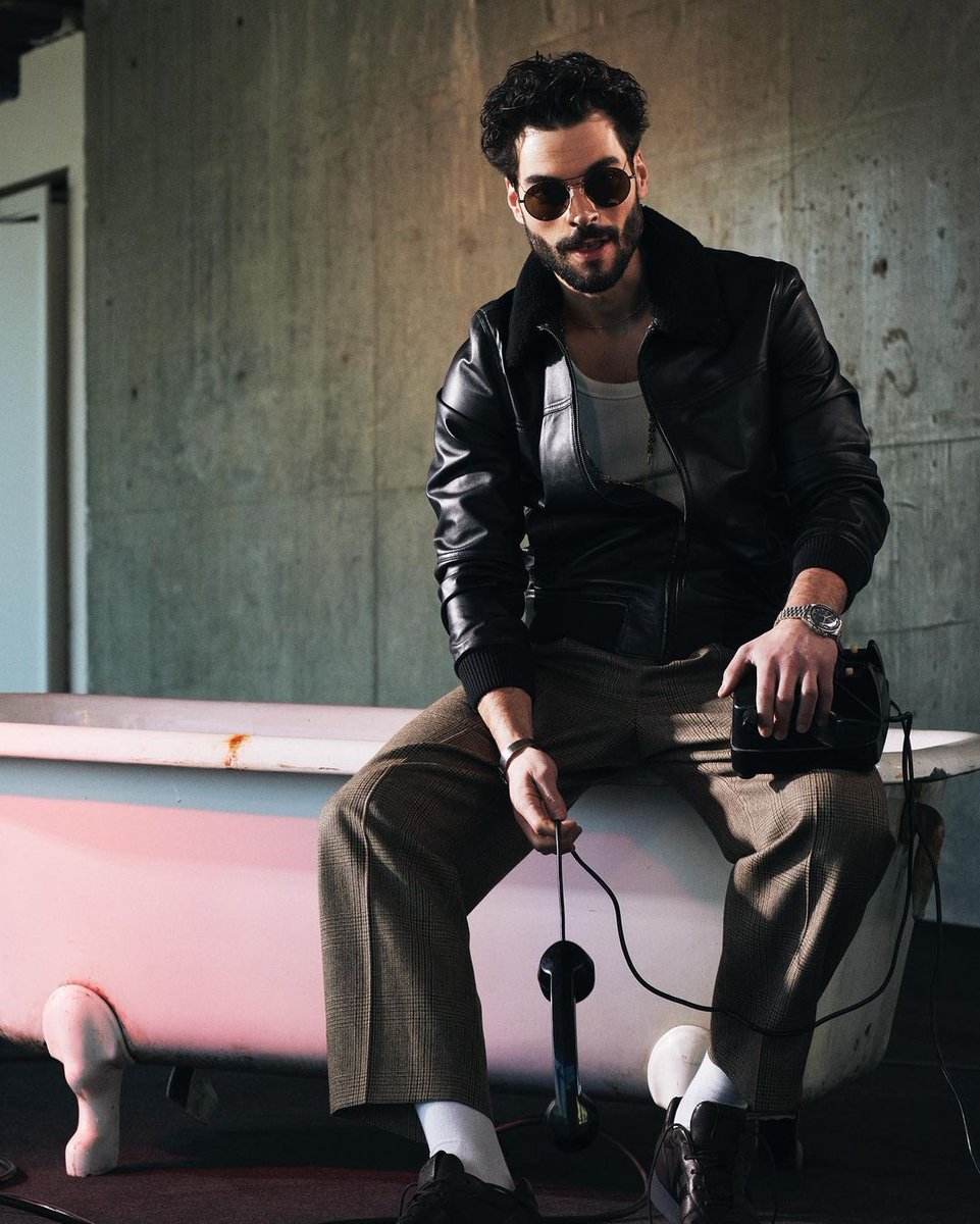 akinozumedia's tweet photo. Akın Akınözü instagram hesabında yeni fotoğraflar paylaştı!💫 L'Officiel Hommes Türkiye kış sayısı

#AkınAkınözü @AkinAkinozu https://t.co/3WenbGR5PO