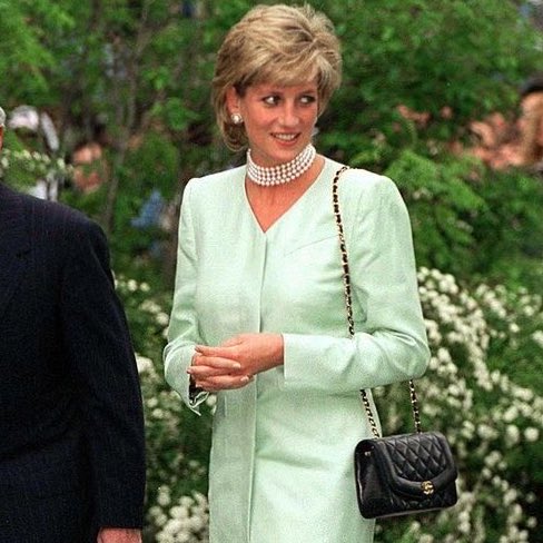 Armani ⚔️ on X: The beloved Princess Diana of wales was a big fan of the  famous designer brand 'Chanel' for a long time, and she was often seen by  the crowd