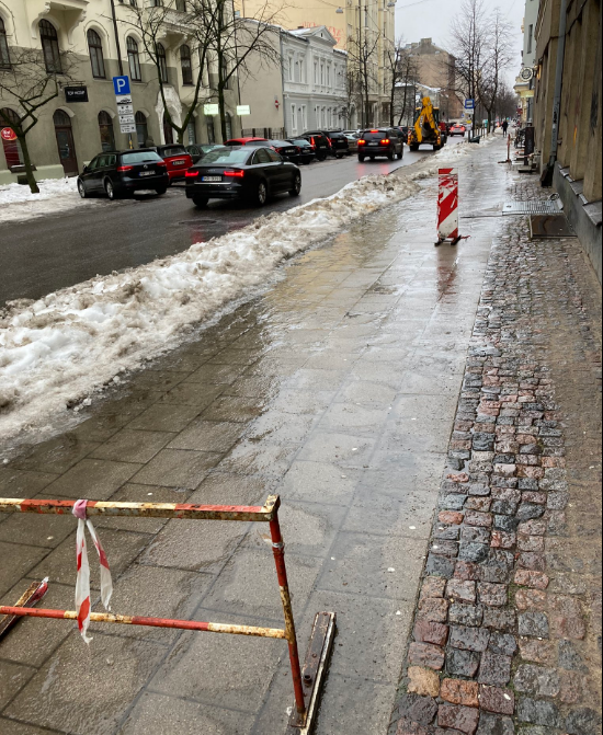 Laukums Latvijas olimpiskās 3x3 hokeja (strītskeitinga) izlases treniņiem sagatavots!