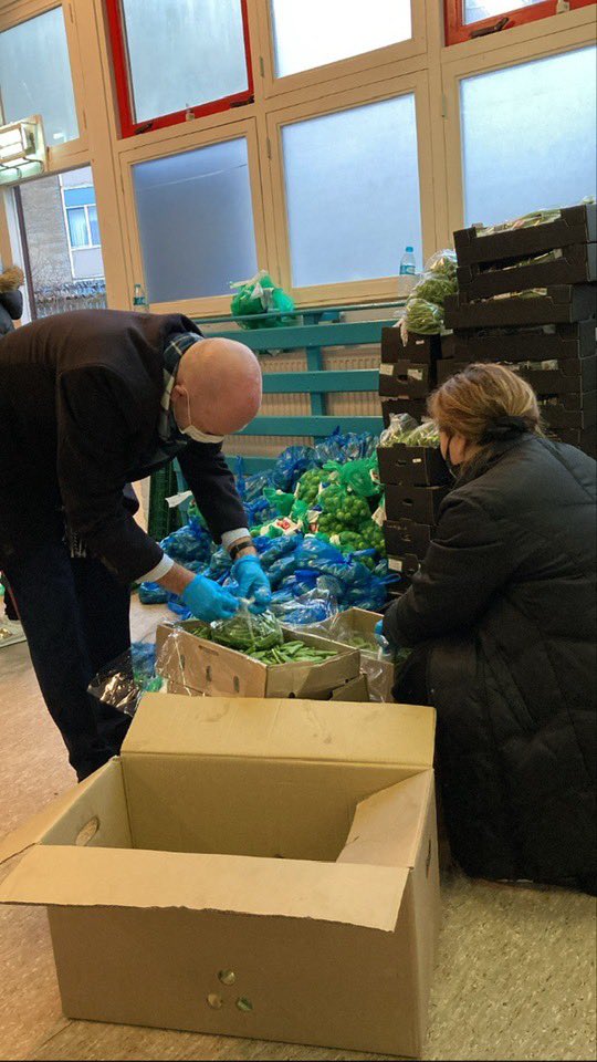 Werkbezoek bij de islamitische voedselbank (Interculturele Stichting Salaam) en echt werken dus  😅
cadeaubonnen mogen uitreiken -> uitvoering motie <a href="/gemeenteraad010/">gemeenteraad van Rotterdam</a> 🥊