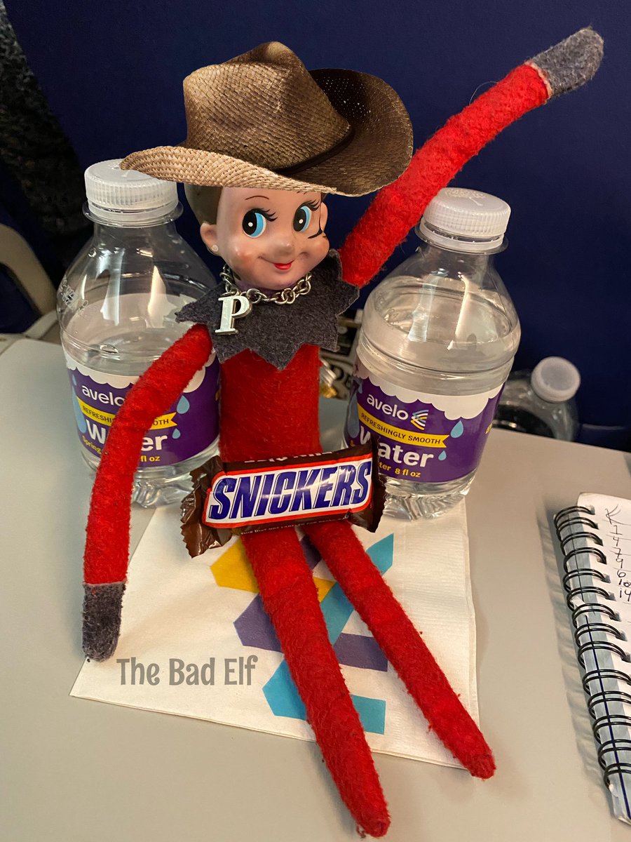 prod63's tweet photo. #thebadelf #avelo #snickers #HVN #TPA #tampa https://t.co/vaIB0x5VVM