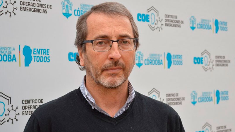 🔴[URGENTE]

Denunciaron a Juan Ledesma por violencia de género

Se trata del titular del COE de la Provincia y director del Hospital de Niños. Su expareja aseguró que durante una discusión la obligó a tener relaciones sexuales. >> eldoce.tv/politica/denun…
