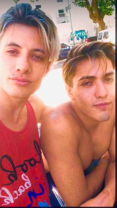 3 pic. Amores mi video XXX Nuevo mirenlo:

https://t.co/CUhMFKw3yT

con @xparodisx  Espero les guste