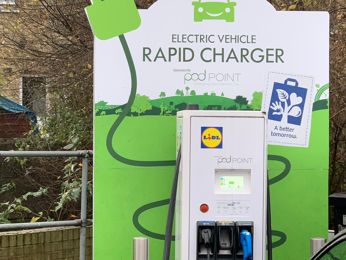 TdorrLtd's tweet photo. @LidlGB Please confirm where on your charger it tells you that...! Think your signage needs to be clearer... https://t.co/jYcPcNiJpF