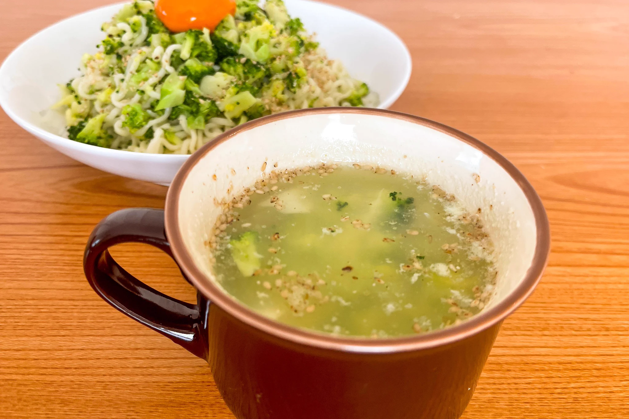 簡単に作れそう！「サッポロ一番塩らーめん」の油そば風アレンジレシピ！
