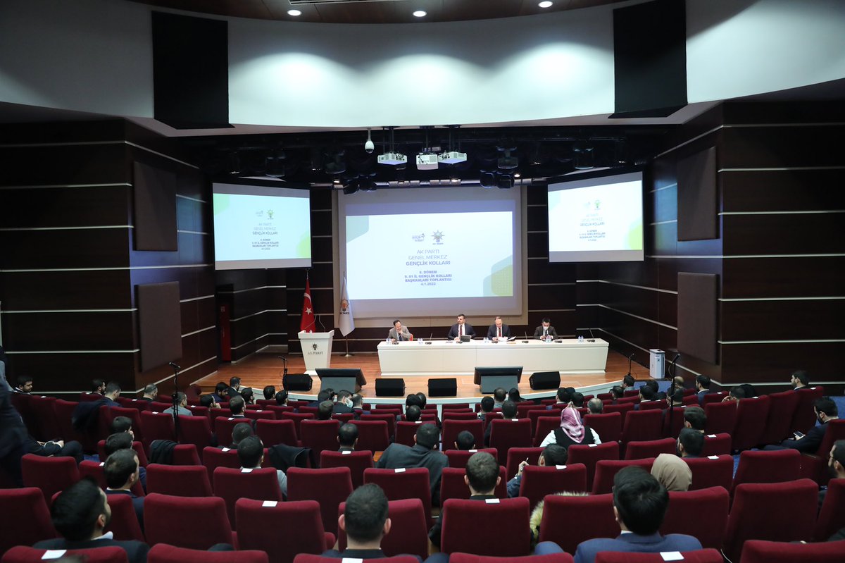 81 İl Gençlik Kolları Başkanları Toplantımızı Genel Merkezimizde gerçekleştirdik.

İllerimiz çalışmaya devam ediyor, Gençlik çalışmaya devam ediyor. 

2023’e hazırız 🇹🇷