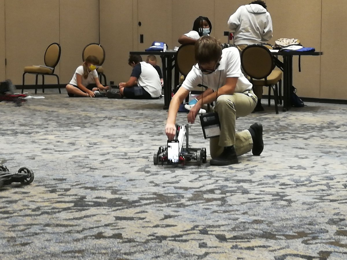 EnvisionByWS's tweet photo. We've got so much in store for 2022! Stay tuned for great insights and prep for 2022 programs and beyond!
📸 National Youth Leadership Forum: Explore STEM, Dallas, 2021
#EnvisionExperience #ExploreSTEM https://t.co/23RUqkmVlG