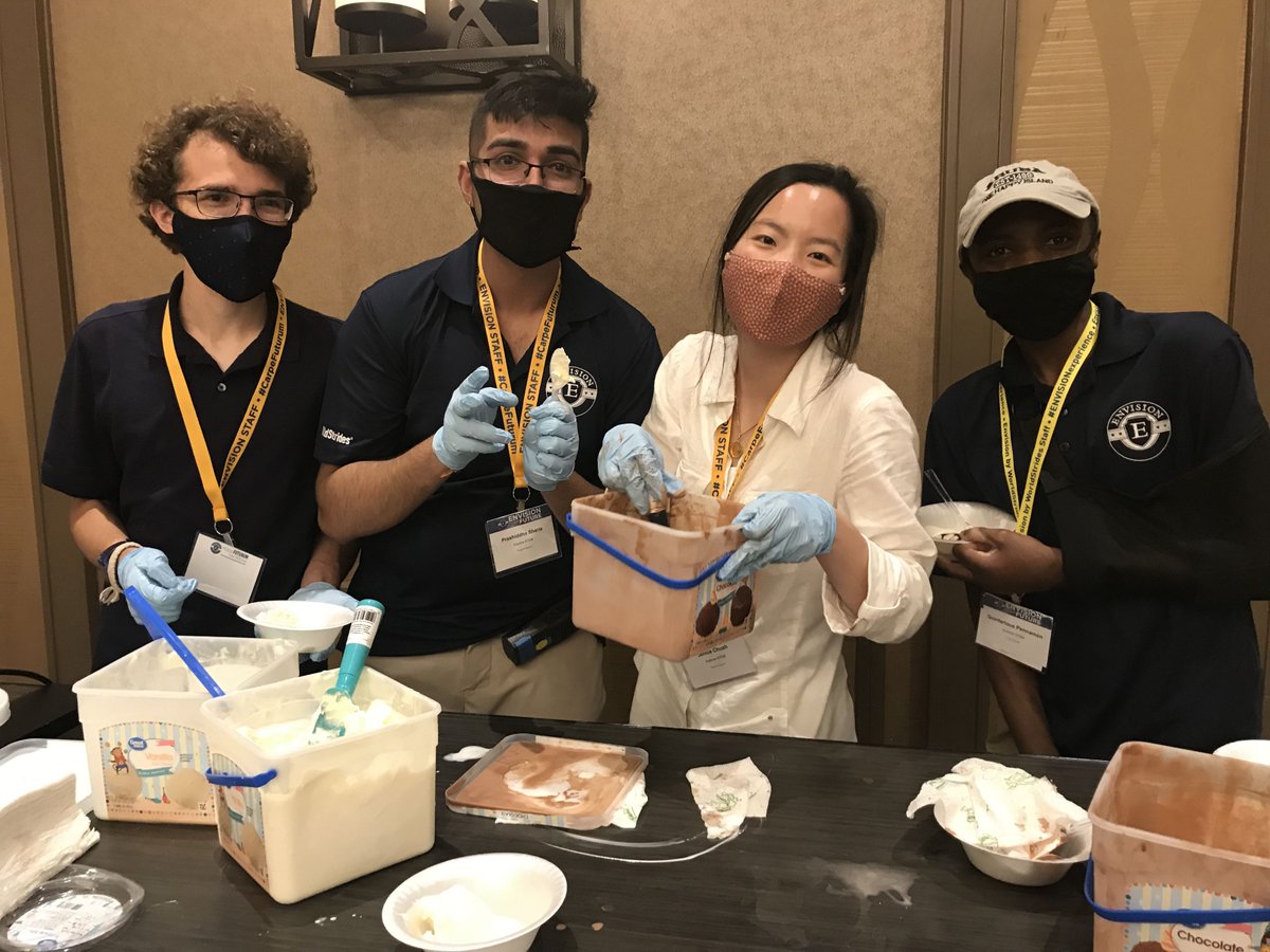EnvisionByWS's tweet photo. We've got so much in store for 2022! Stay tuned for great insights and prep for 2022 programs and beyond!
📸 National Youth Leadership Forum: Explore STEM, Dallas, 2021
#EnvisionExperience #ExploreSTEM https://t.co/23RUqkmVlG