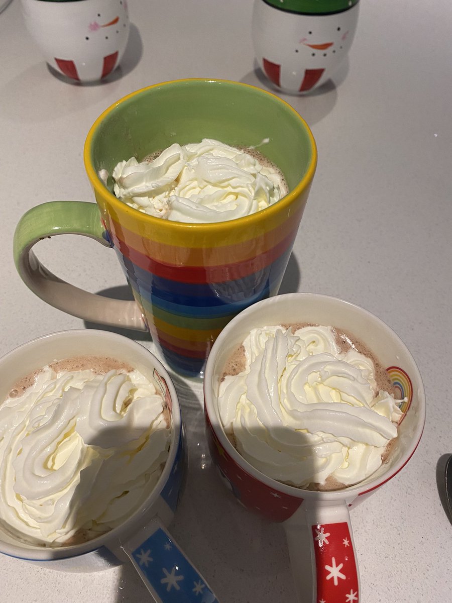 OdetteMould's tweet photo. First day back to work and finishing the evening still in the festive spirit with a yummy hot chocolate with the last of the squirty cream 😋😛
#enoughresttimetowork #rainbow #galaxyhotchocolate https://t.co/hUcRP2CBrT