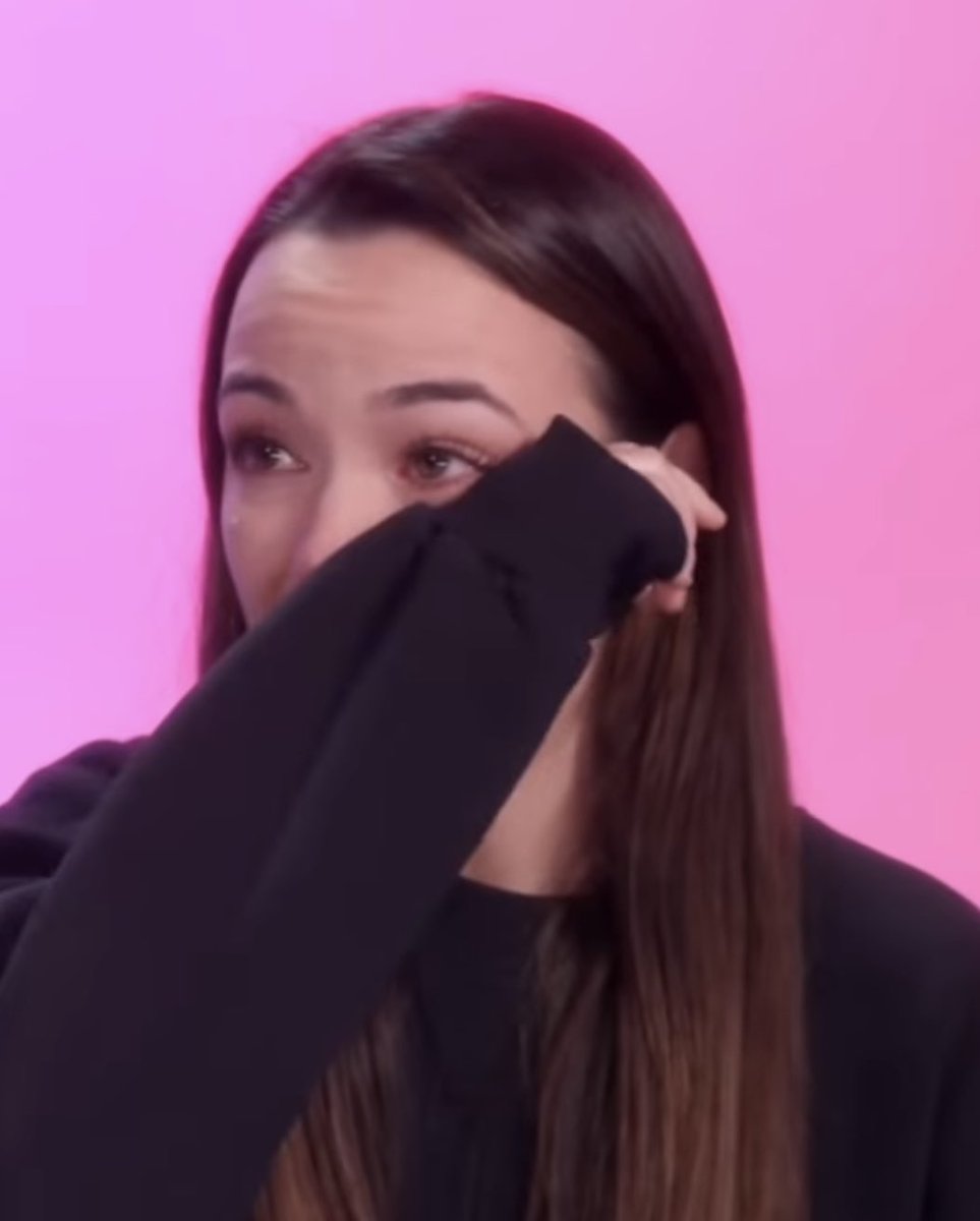 ronronator's tweet photo. *ronron story* 
Everyone else: https://t.co/BL0OSS0DjY