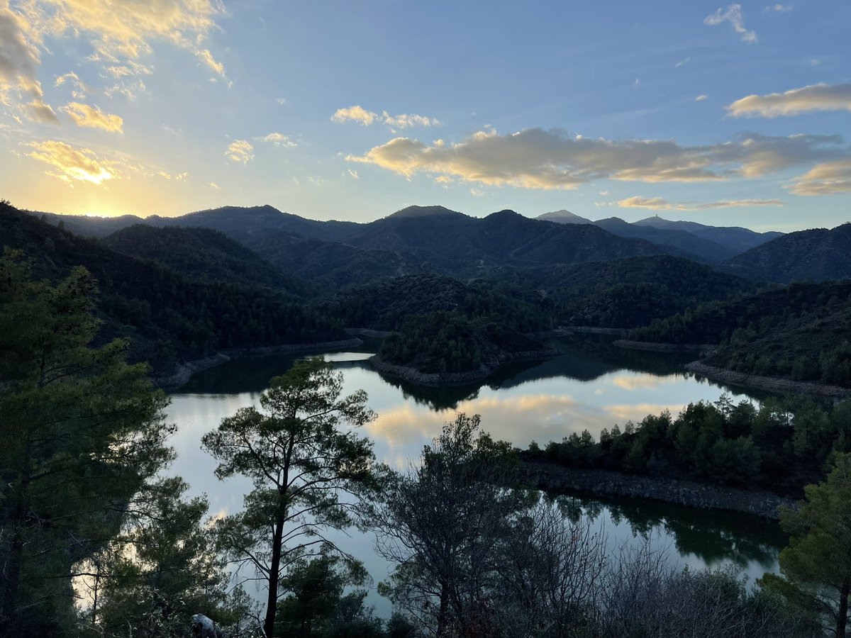eevriviades's tweet photo. No, it’s not Switzerland…
No, it’s not Austria…
Yes, it is our Cyprus! 
Lefkara dam 

#Cyprus #visitCyprus #simplyCyprus #beautifulCyprus #villages #CyprusVillages #dam #hiking https://t.co/QaualECMOV