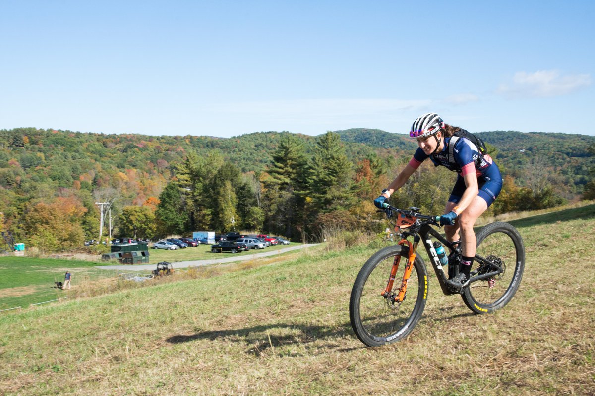 Vermont50's tweet photo. Happy New Year! Here's a little secret...you can get into the Vermont 50 race NOW. All for @vtadaptive
Details in our race blog: https://t.co/JY5cQ0j5kp
#vt50 #vermont50 #vermontadaptive https://t.co/yMuTn3j4Xs