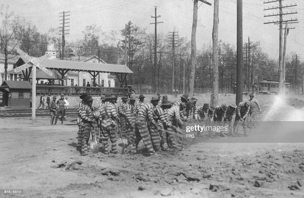 PJenkins1933's tweet photo. @Omcgill1 @actifymg_rr @Marcel4Congress Socialists are hell bent of denying the economic oppression of ADOS because they want to view economic oppression as being only about class
ADOS history runs counter of American socialist ideology
👇🏿
third photo is children that were convict leased
#ChainGangs #JimCrow https://t.co/hankQfzPgn