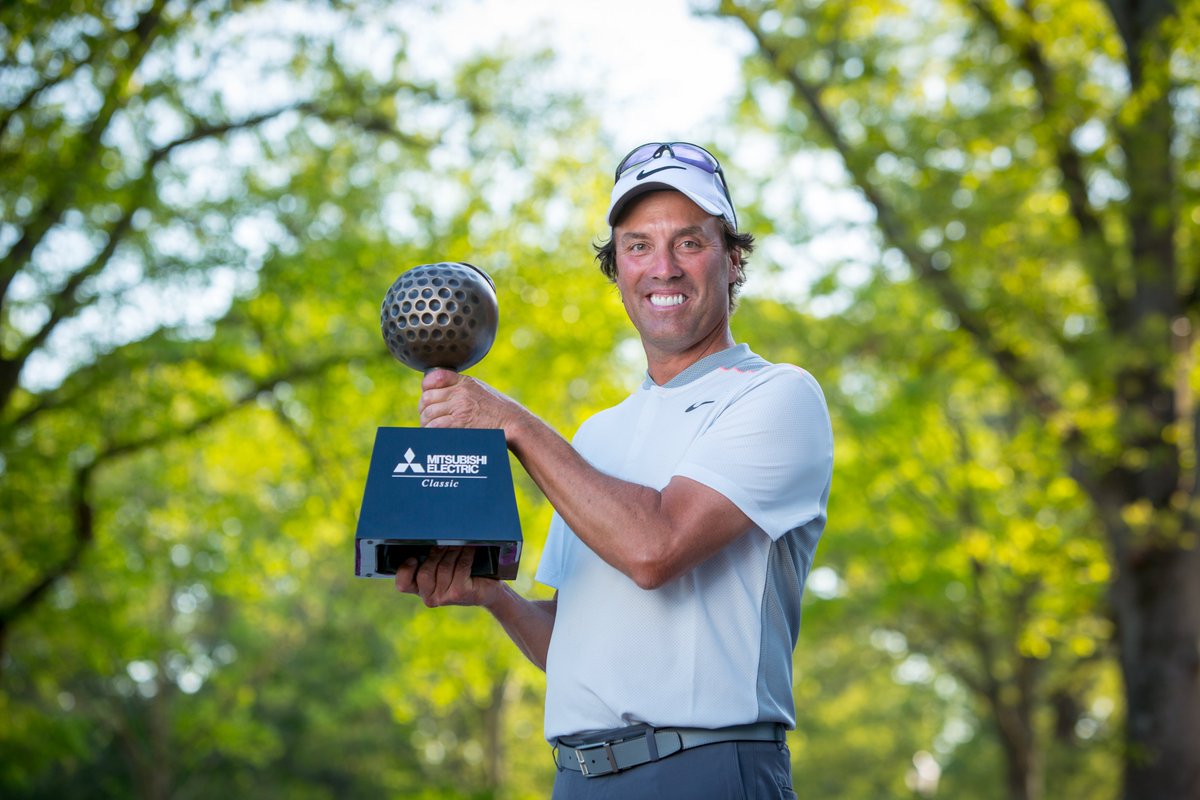 MEClassicGolf's tweet photo. Here's a #NationalTriviaDay challenge: What's the lowest 72-hole score in #MEClassic history? 🤔

(Spoiler: It was shot by this champ.) https://t.co/Y7LLMPlQaE