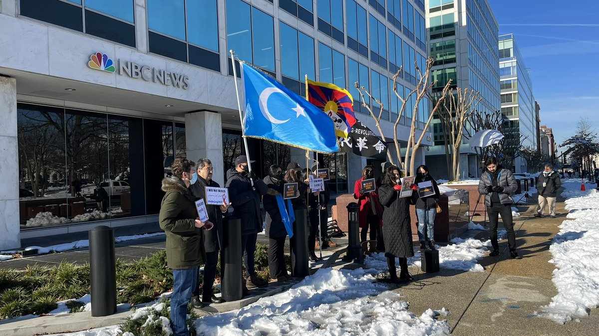 jeffreychngo's tweet photo. I’m gathering today with fellow Hong Kongers as well as Tibetan and Uyghur activists outside @NBCUniversal’s news studios in Washington to protest its broadcasting of the upcoming Beijing Winter Olympics. This is part of our Global Day of Action one month ahead of the games. https://t.co/rIUo3joXIi