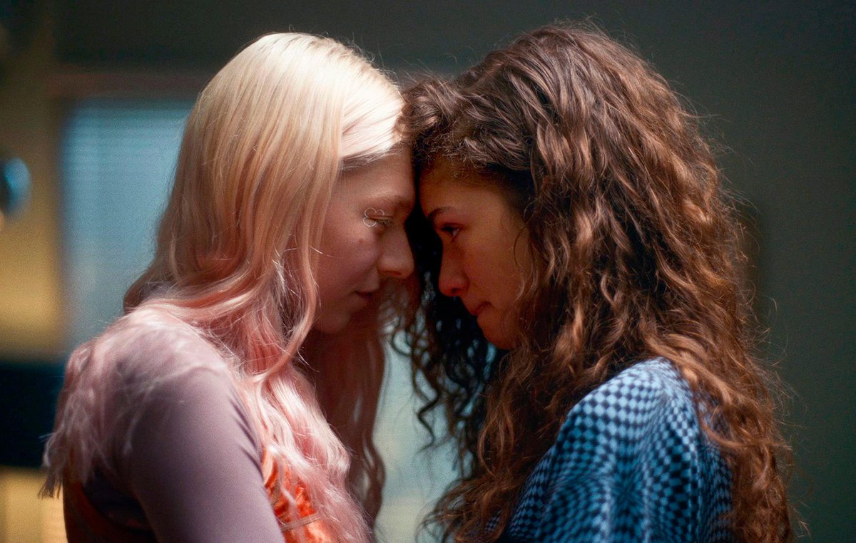 viewsfrance's tweet photo. -Euphoria, saison 2
-Le Seigneur des Anneaux
-Peaky Blinders, saison 6
-House of the Dragon
-Stranger Things, saison 4
-The Last of Us
-Kenobi
-Atlanta, saison 3 
-Top Boy, saison 2
-Westworld, saison 4
-The Mandalorian, saison 3

Le programme des séries en 2022 👀🔥 https://t.co/qO0x8YyKow