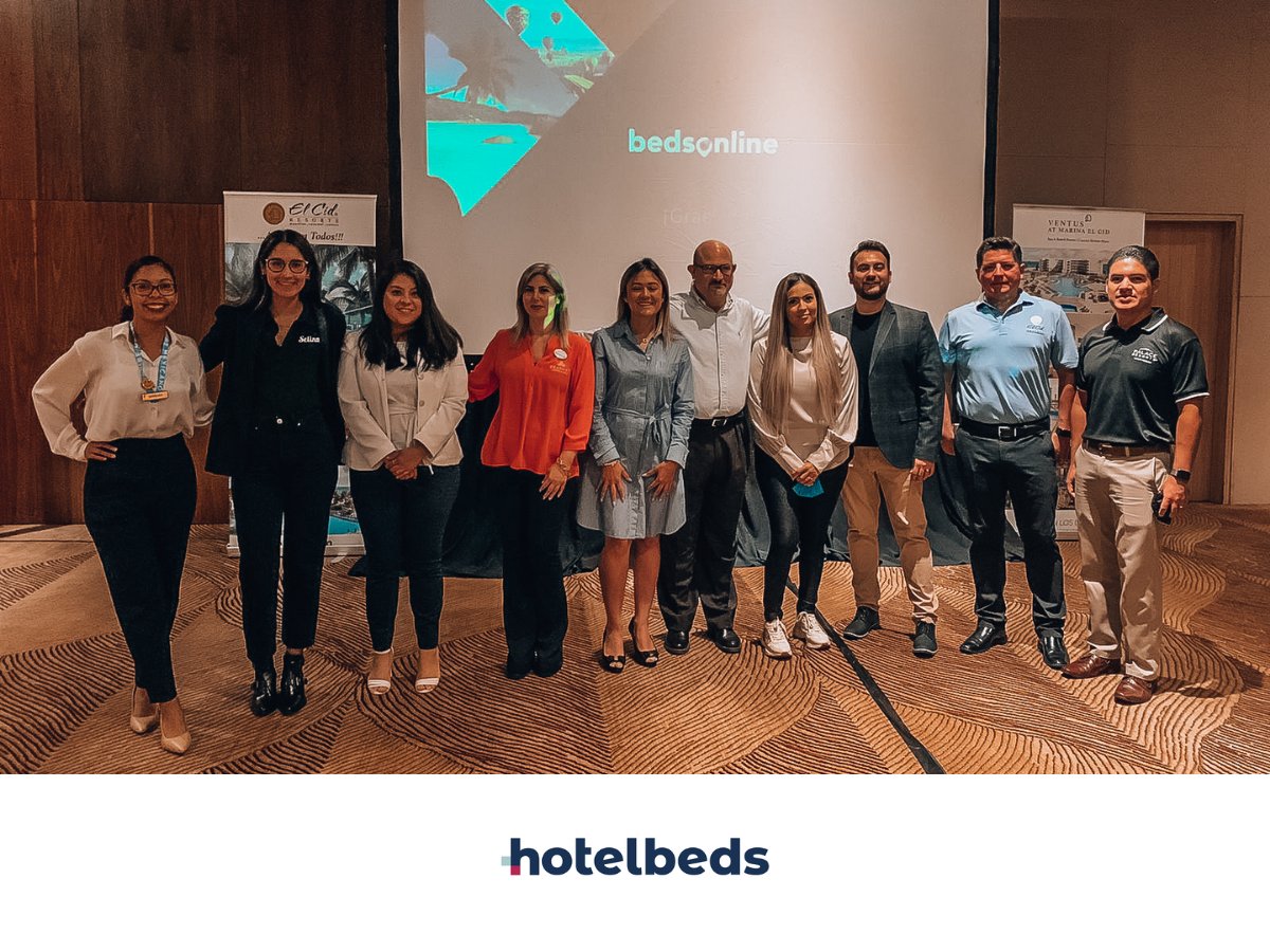 AHCancun's tweet photo. En el 2021, de la mano de @hotelbeds y #bedsonline llevamos acabo las Caravanas Turisticas en Guadalajara, Monterrey, León y CDMX.
Donde más de 100 agentes de viajes escucharon nuestras propuestas. https://t.co/DBw3QUqDur