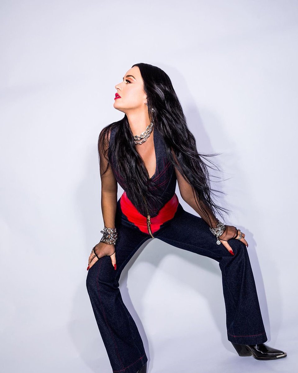 katyperryshub's tweet photo. 📈 | ‘When I’m Gone’ is #75 in the UK Official Charts mid-week update

— It’s expected to rise in the official one. https://t.co/DzCAICaHNj